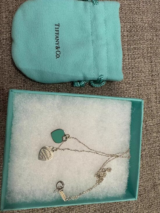 Tiffany & Co. double heart silver necklace - Picture 2 of 5